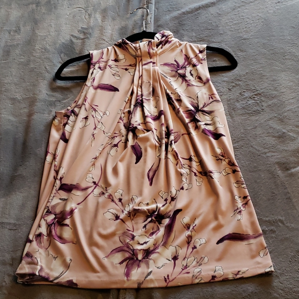 Sleeveless Karl Lagerfeld top